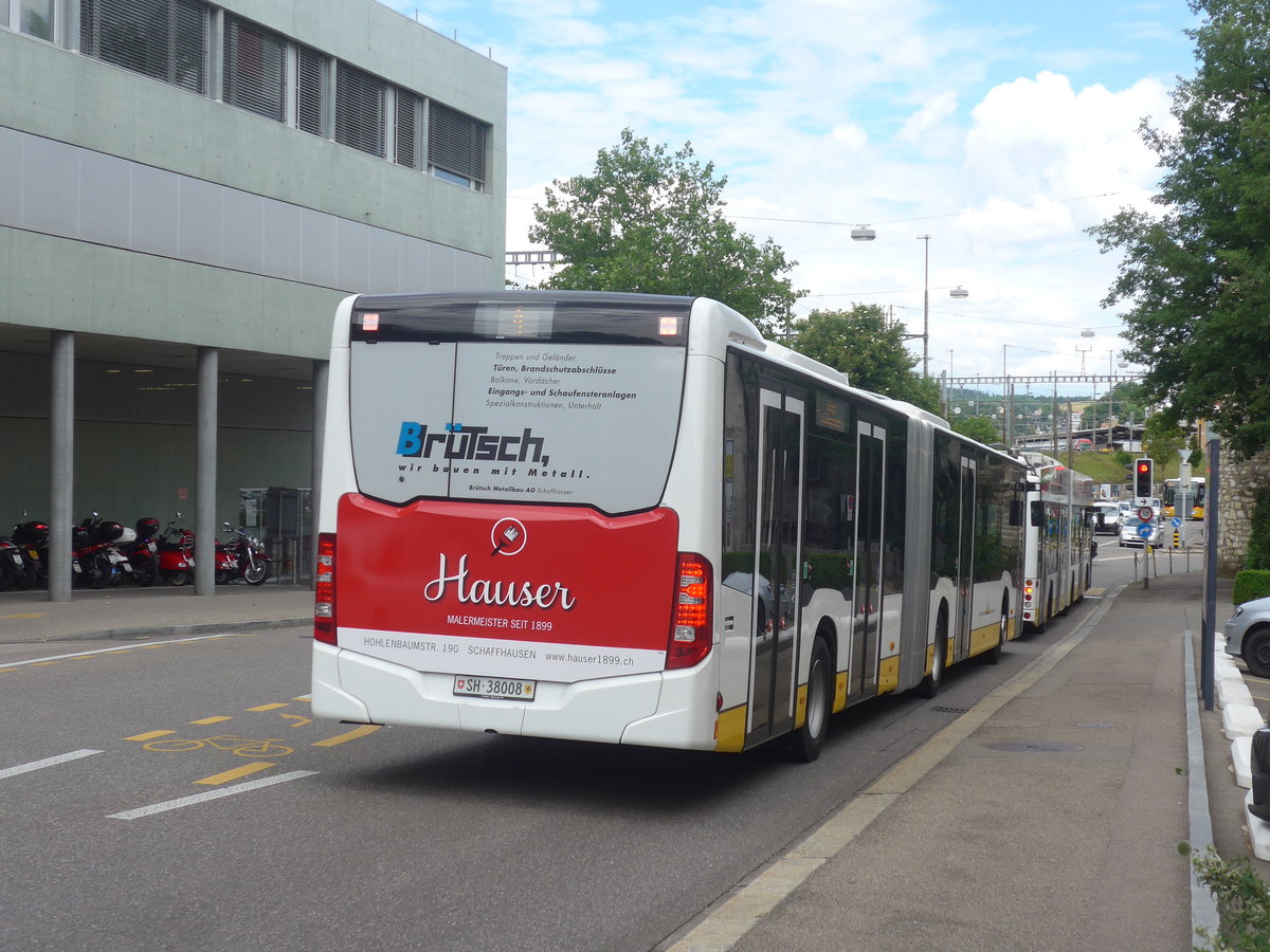 (217'734) - VBSH Schaffhausen - Nr. 8/SH 38'008 - Mercedes am 8. Juni 2020 beim Bahnhof Schaffhausen