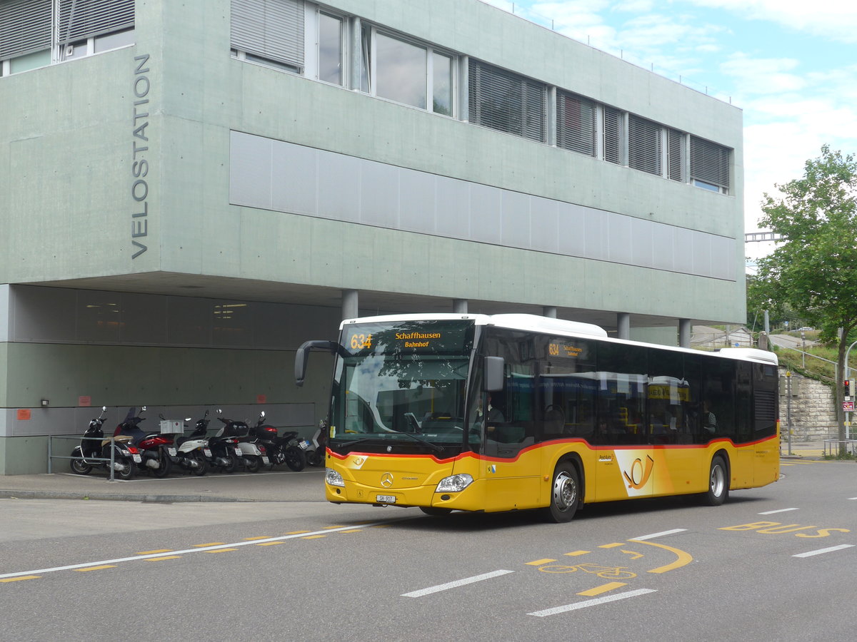 (217'736) - Rattin, Neuhausen - Nr. 396(17)/SH 917 - Mercedes am 8. Juni 2020 beim Bahnhof Schaffhausen