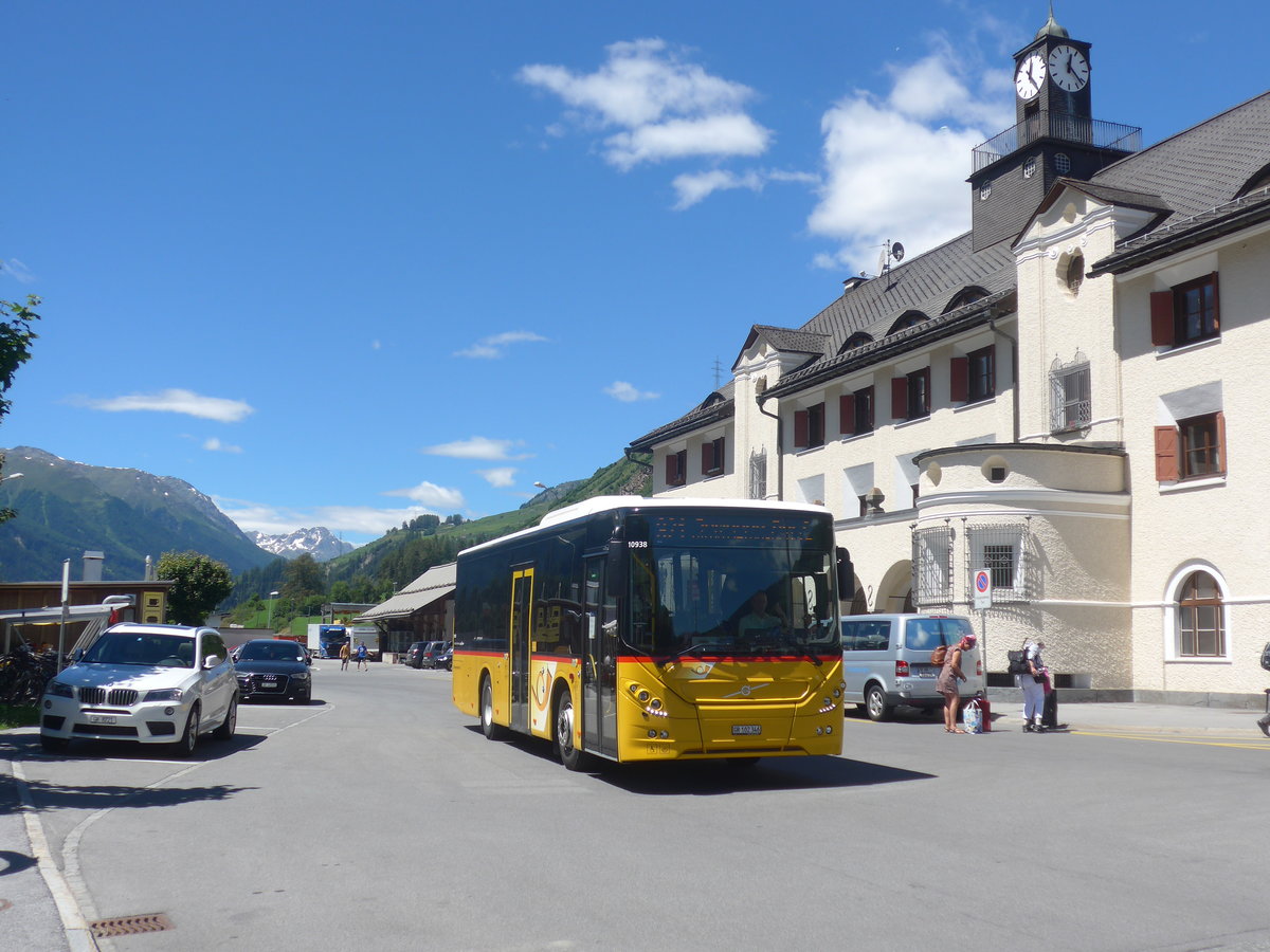 (218'479) - PostAuto Graubnden - GR 102'346 - Volvo am 5. Juli 2020 beim Bahnhof Scuol-Tarasp