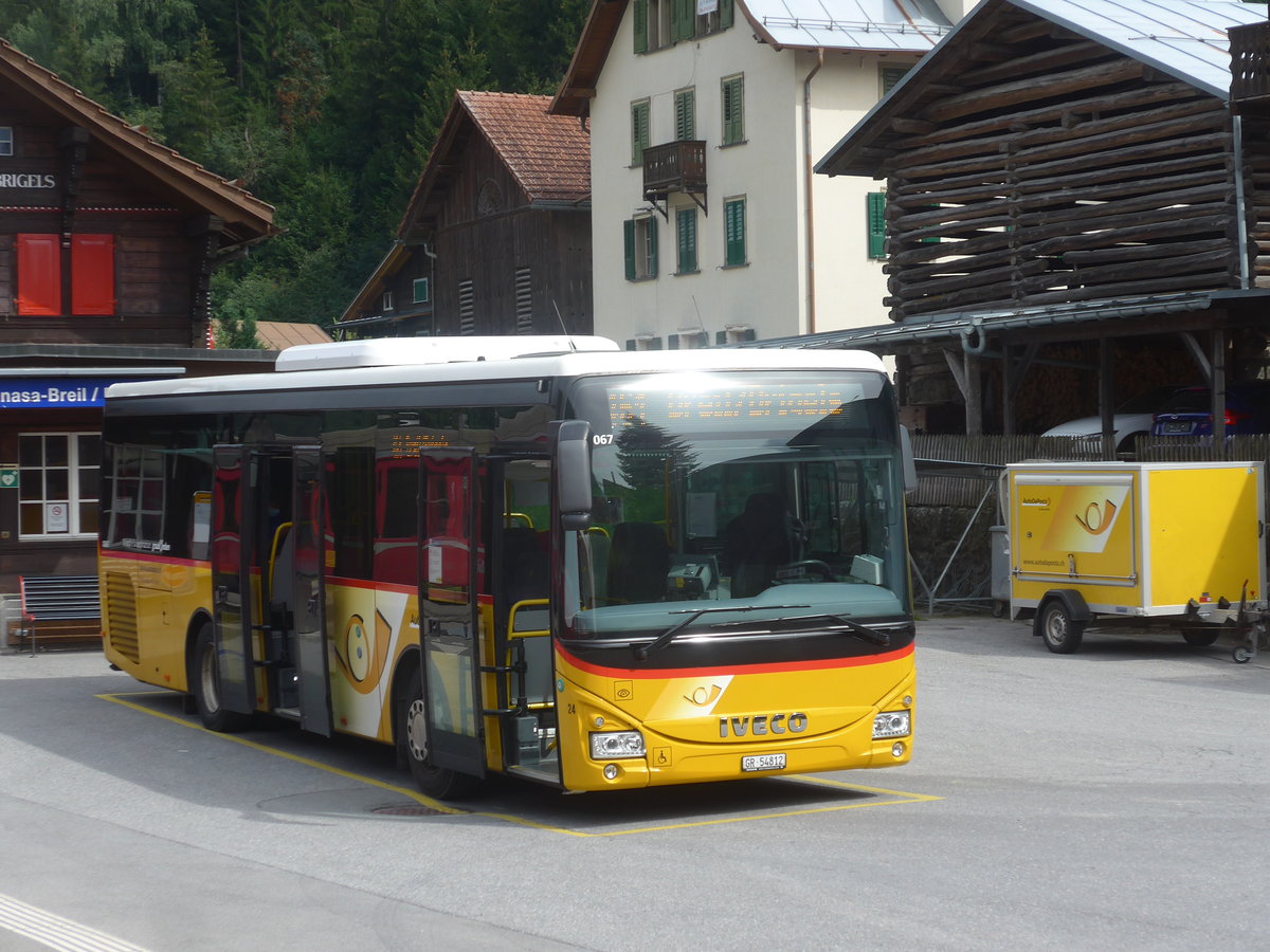 (219'841) - Fontana, Ilanz - Nr. 24/GR 54'812 - Iveco am 16. August 2020 beim Bahnhof Tavanasa-Breil/Brigels