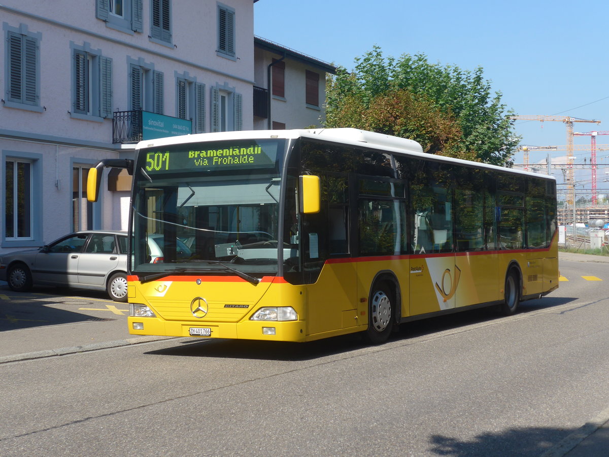 (220'619) - ASN Stadel - Nr. 198/ZH 401'766 - Mercedes am 12. September 2020 beim Bahnhof Blach