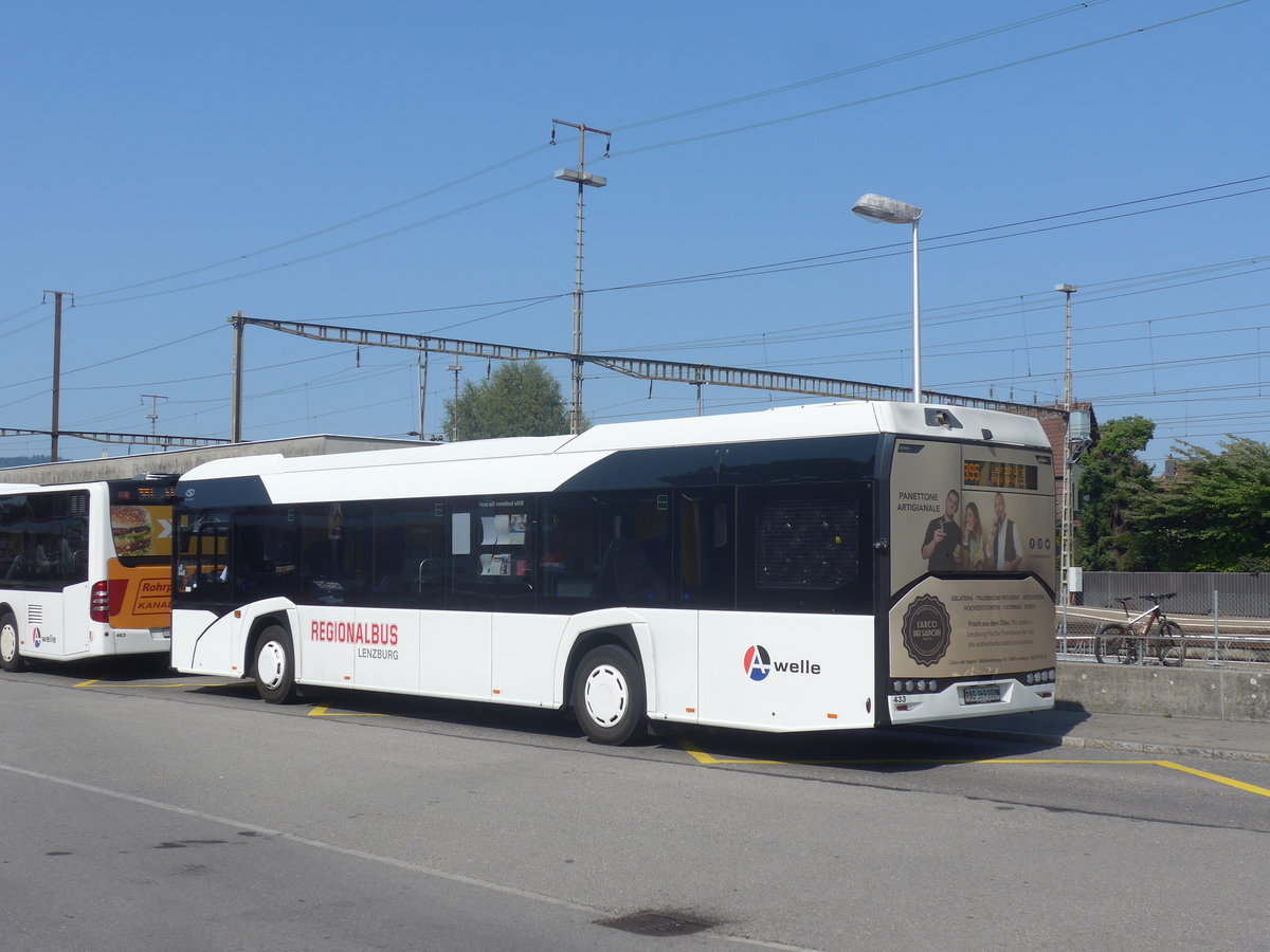 (220'759) - Knecht, Windisch - Nr. 433/AG 369'002 - Solaris am 13. September 2020 beim Bahnhof Lenzburg (ohne Aussenspiegel!)