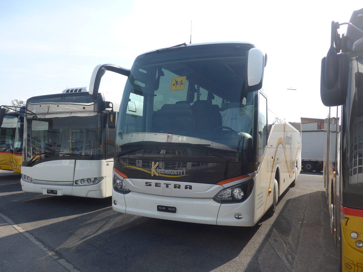 (220'860) - Kleibenzett'l, Kleinbsingen - Nr. 1 - Setra am 20. September 2020 in Kerzers, Interbus