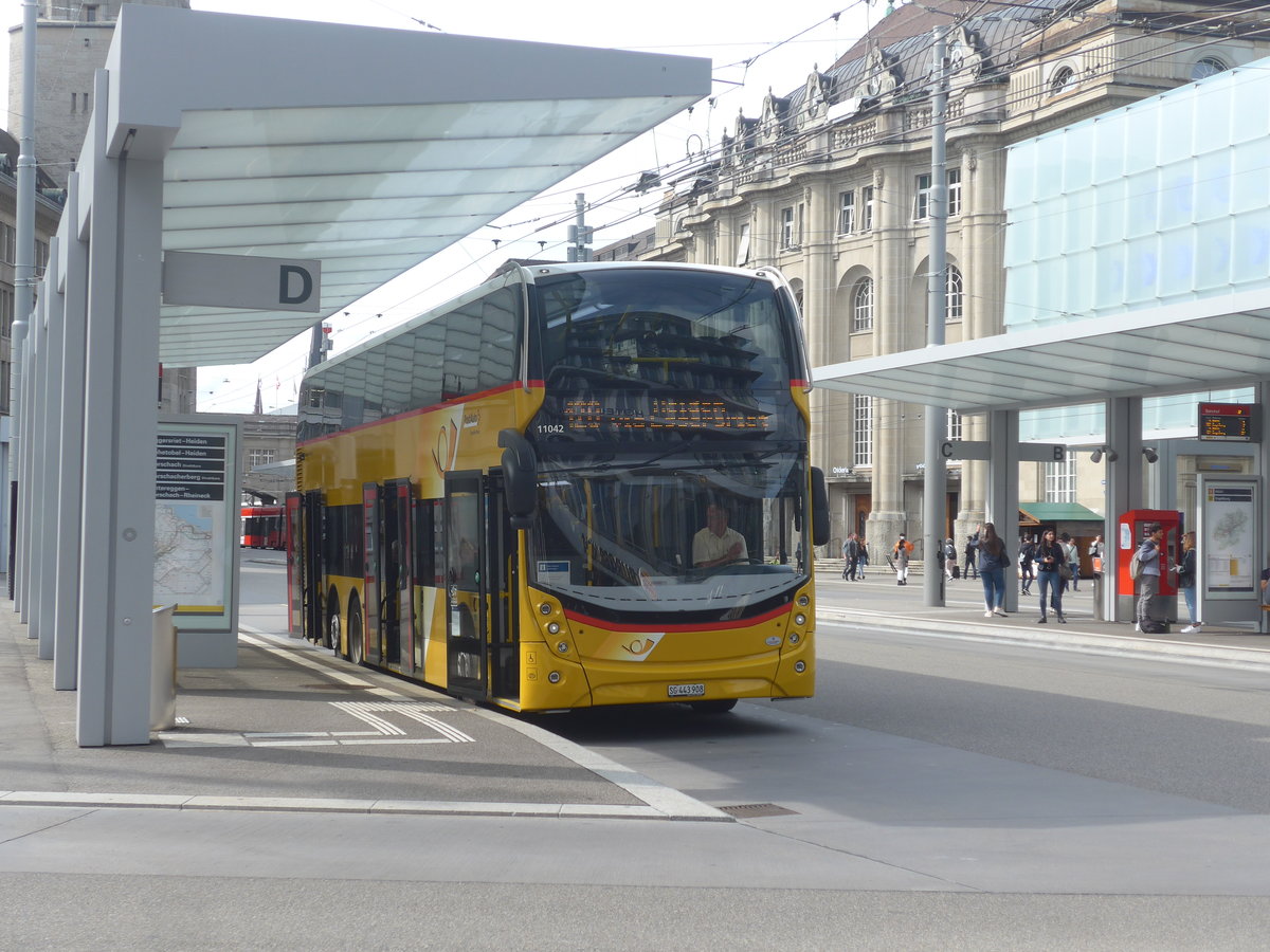 (221'205) - PostAuto Ostschweiz - SG 443'908 - Alexander Dennis am 24. September 2020 beim Bahnhof St. Gallen