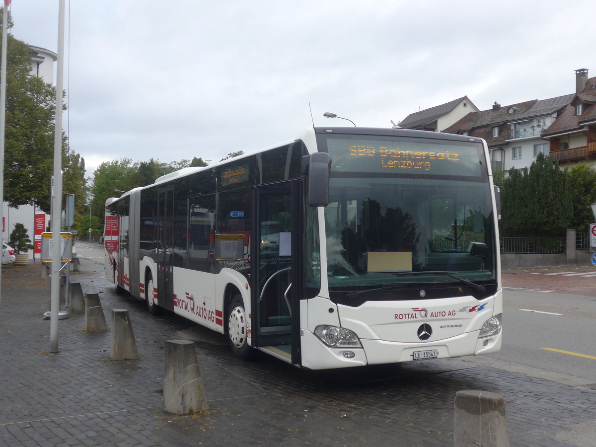 (221'333) - ARAG Ruswil - Nr. 39/LU 15'541 - Mercedes am 25. September 2020 beim Bahnhof Zofingen