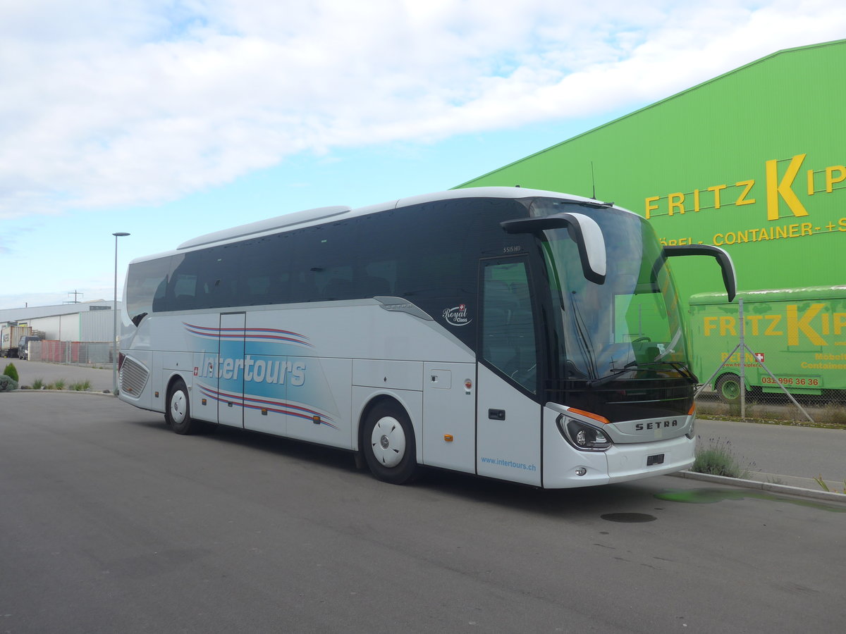 (221'694) - Intertours, Domdidier - Setra am 11. Oktober 2020 in Kerzers, Interbus