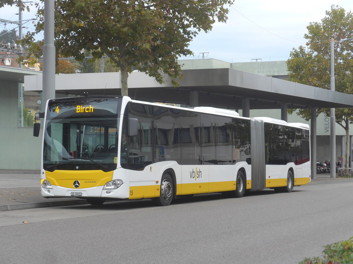 (222'233) - VBSH Schaffhausen - Nr. 15/SH 38'015 - Mercedes am 21. Oktober 2020 beim Bahnhof Schaffhausen