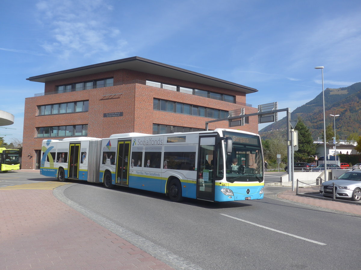 (222'422) - PLA Vaduz - Nr. 66/FL 39'866 - Mercedes am 22. Oktober 2020 beim Bahnhof Schaan