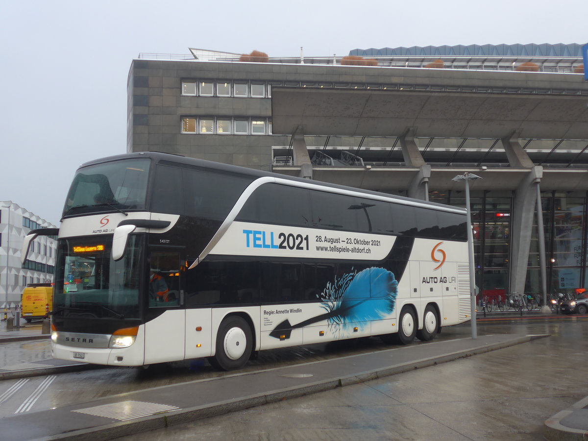 (222'472) - AAGU Altdorf - Nr. 60/UR 9142 - Setra am 23. Oktober 2020 beim Bahnhof Luzern