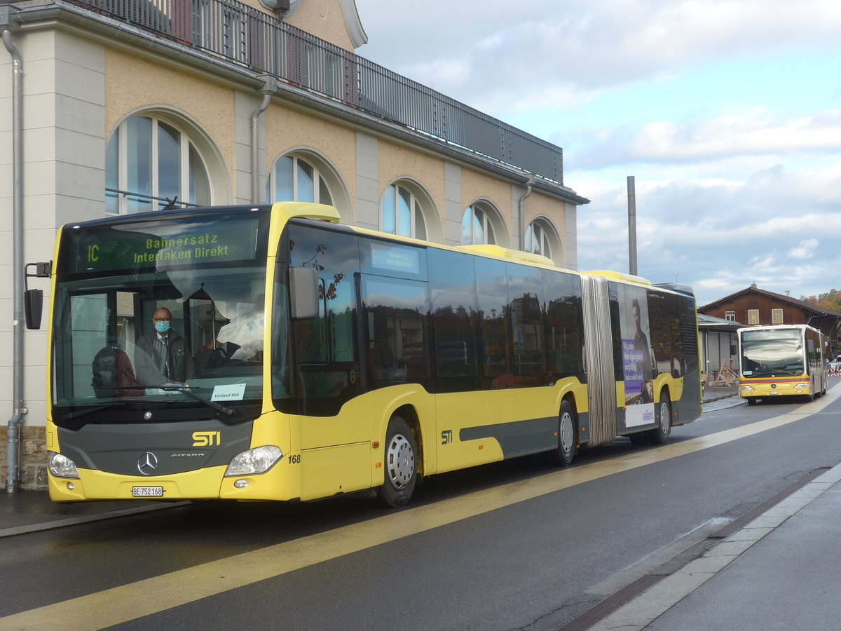 (222'583) - STI Thun - Nr. 168/BE 752'168 - Mercedes am 24. Oktober 2020 beim Bahnhof Spiez