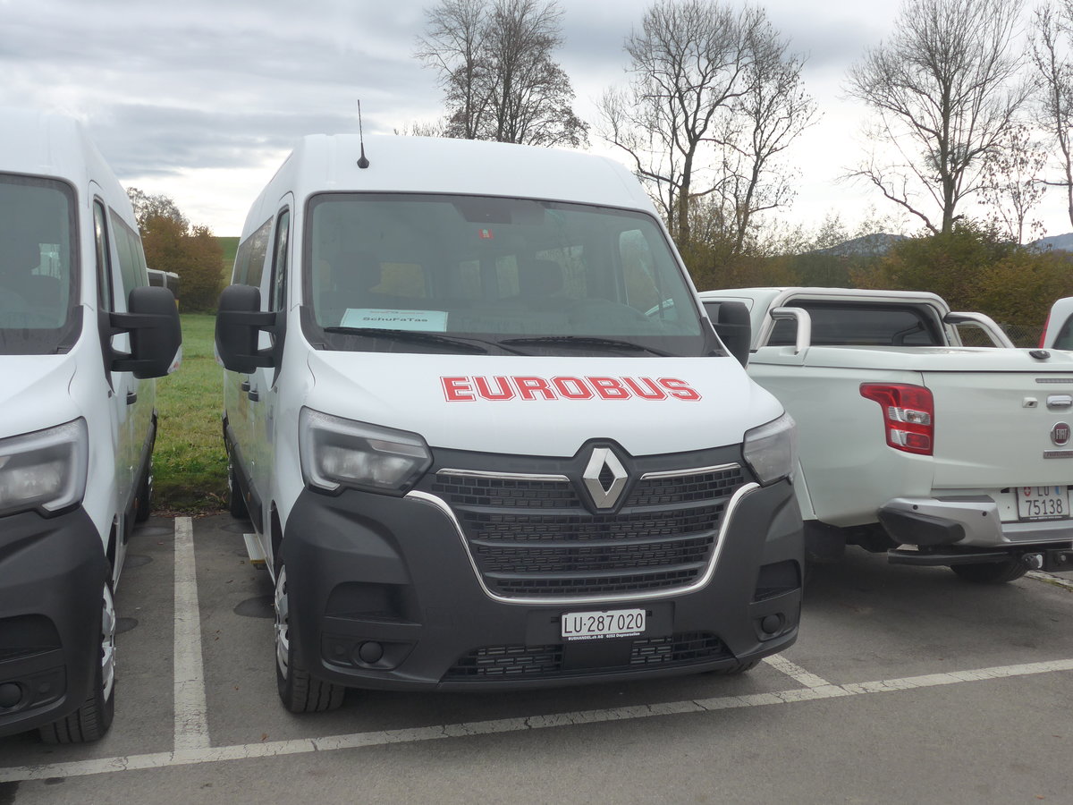 (222'751) - ARAG Ruswil - Nr. 60/LU 287'020 - Renault am 1. November 2020 in Ruswil, Garage