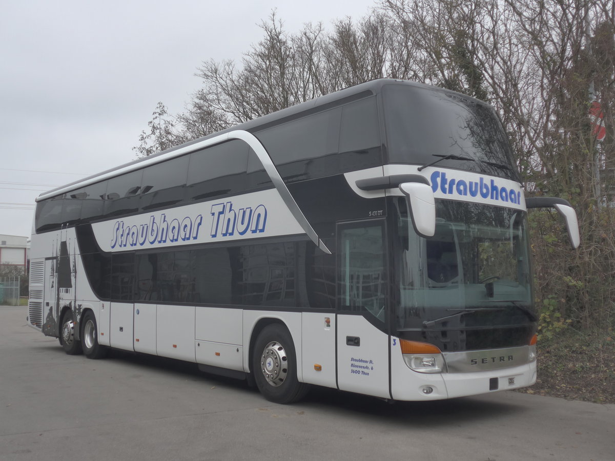 (222'915) - Straubhaar, Thun - Nr. 3 - Setra am 29. November 2020 in Kerzers, Interbus