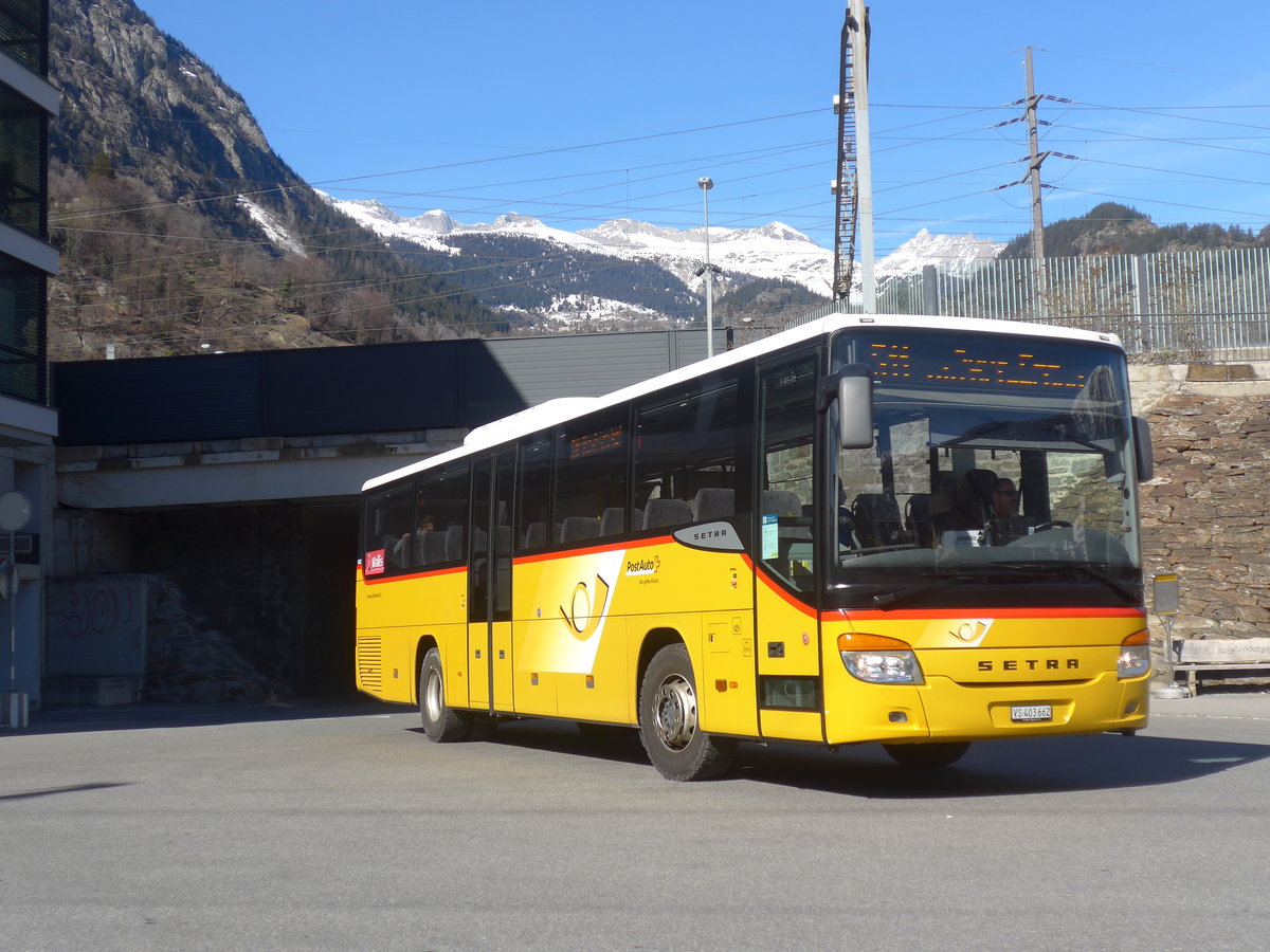 (223'921) - PostAuto Wallis - VS 403'662 - Setra am 2. Mrz 2021 beim Bahnhof Brig