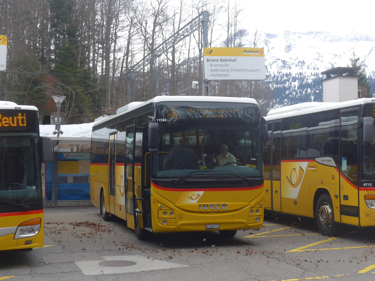 (224'092) - Flck, Brienz - Nr. 25/BE 868'725 - Iveco am 13. Mrz 2021 auf dem Brnigpass