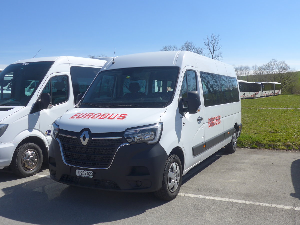 (224'914) - ARAG Ruswil - Nr. 63/LU 287'023 - Renault am 11. April 2021 in Ruswil, Garage