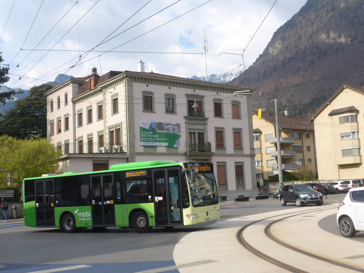 (225'167) - TPC Aigle - Nr. 654/VS 487'432 - Mercedes (ex ESKA Stiftlandkraftverkehr, D-Tirschenreuth; ex Bayerische Schlsser, Grten + Seen, D-Mnchen) am 19. April 2021 beim Bahnhof Aigle