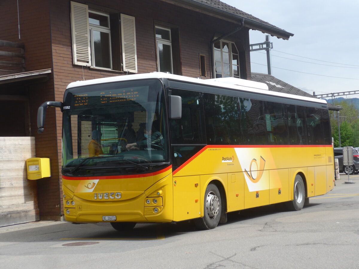 (225'358) - Spring, Schwenden - BE 26'672 - Iveco am 30. April 2021 beim Bahnhof Wimmis