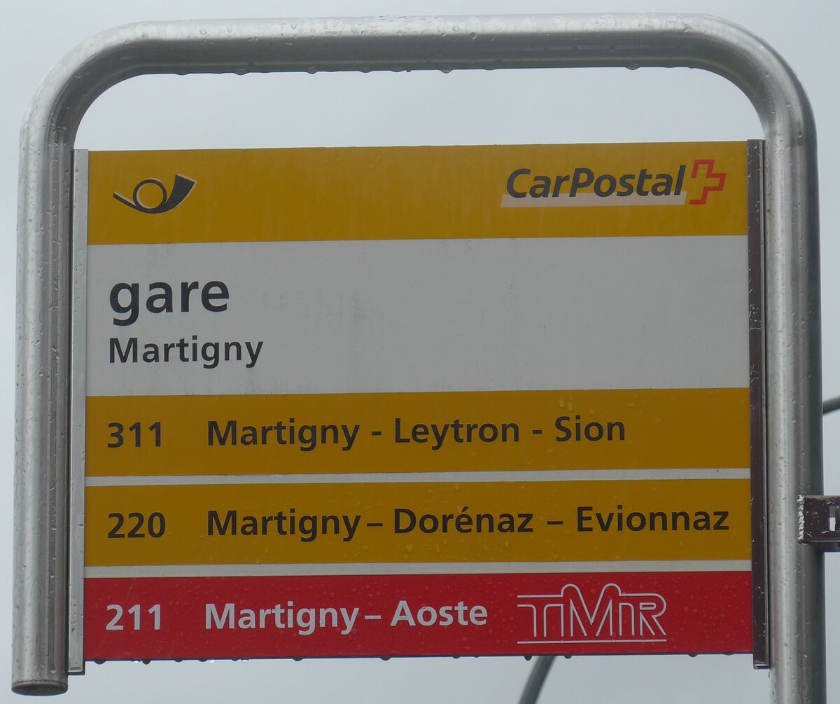 (225'496) - PostAuto/TMR-Haltestellenschild - Martigny, gare - am 1. Mai 2021