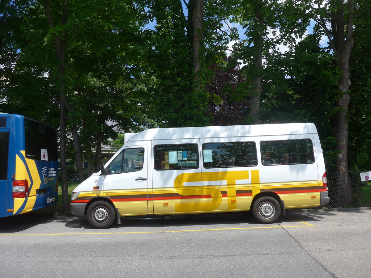 (226'000) - STI Thun - Nr. 1/BE 300'401 - Mercedes am 23. Juni 2021 bei der Schifflndte Thun