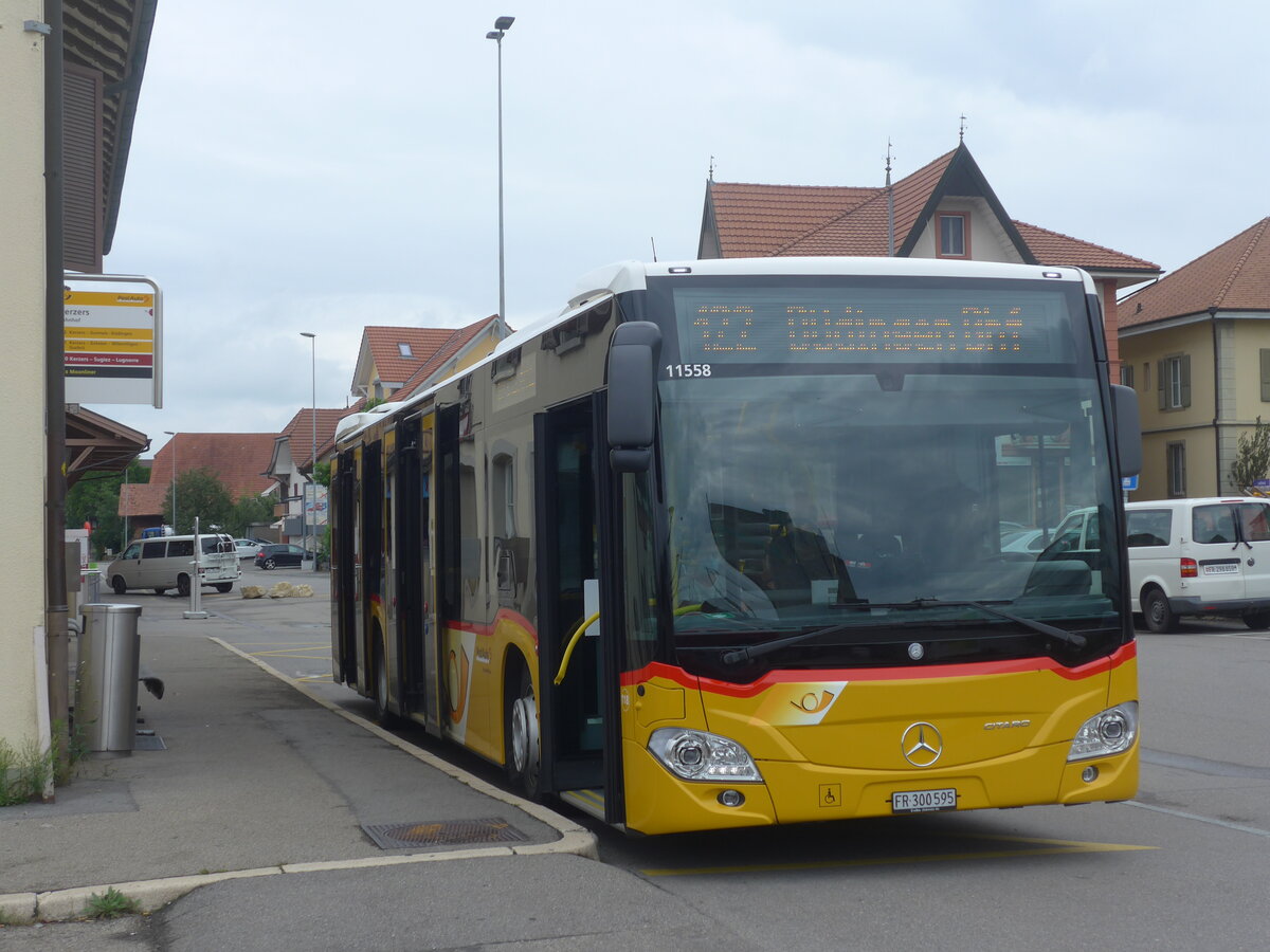 (226'204) - Wieland, Murten - Nr. 118/FR 300'595 - Mercedes am 4. Juli 2021 beim Bahnhof Kerzers