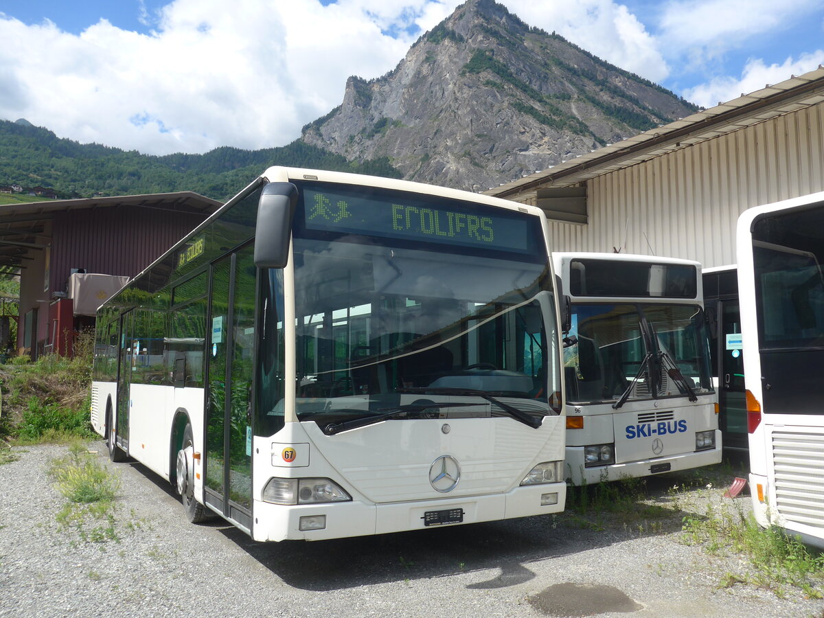 (226'546) - Buchard, Leytron - Nr. 67 - Mercedes (ex MBC Morges Nr. 70) am 17. Juli 2021 in Leytron, Garage