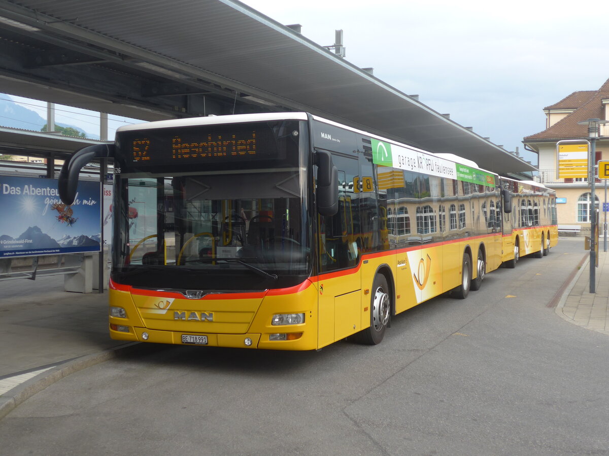 (226'687) - PostAuto Bern - BE 718'991 - MAN am 24. Juli 2021 beim Bahnhof Spiez