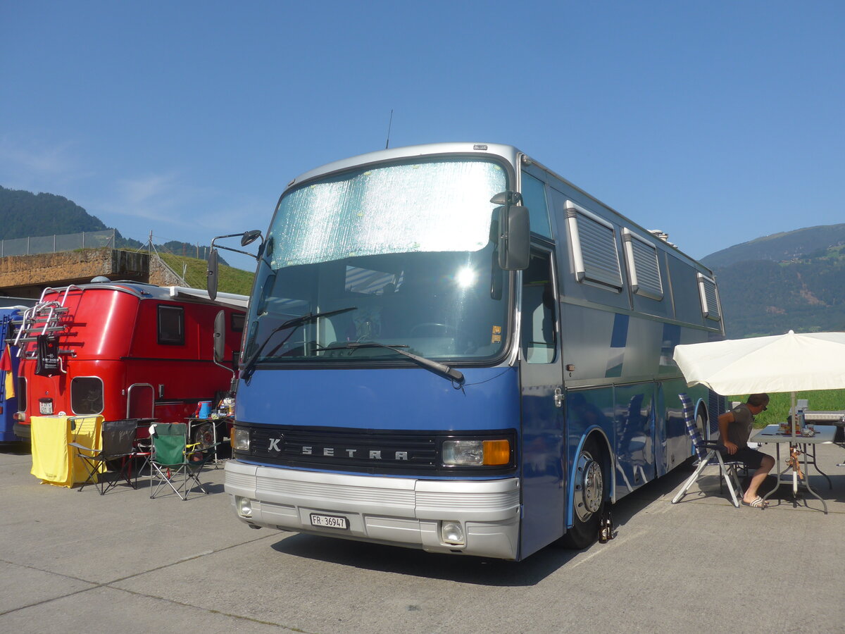 (227'405) - Bchler, Bsingen - FR 36'947 - Setra (ex AAGI Interlaken Nr. 30) am 21. August 2021 in Interlaken, Flugplatz