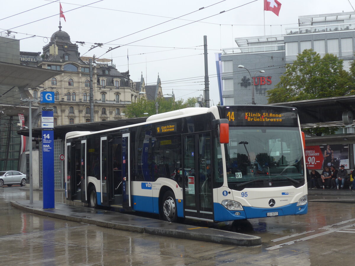 (228'183) - VBL Luzern - Nr. 95/LU 15'717 - Mercedes am 19. September 2021 beim Bahnhof Luzern