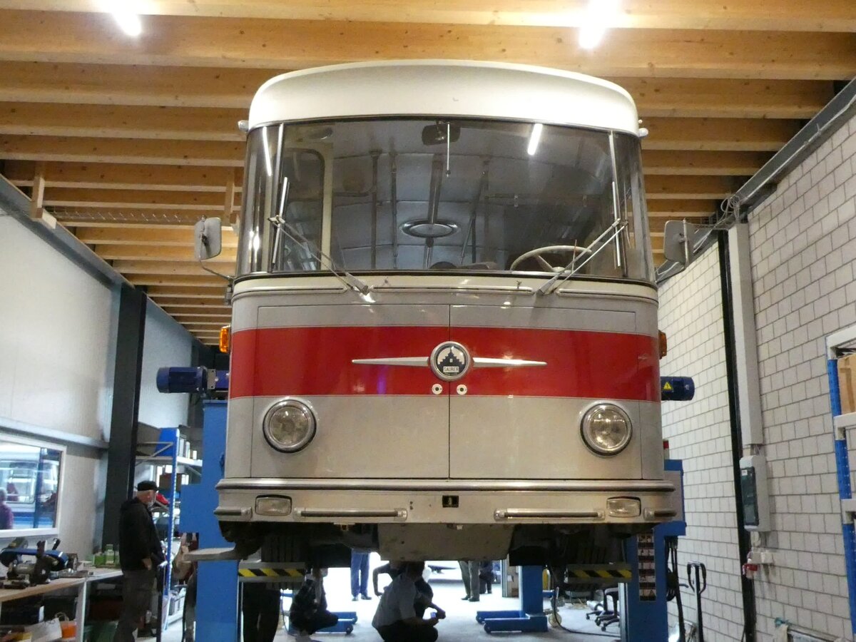 (228'436) - Borer, Neuhausen - Nr. 7 - Saurer/Tscher (ex Heiniger, Btzberg; ex ASS Schleitheim Nr. 22; ex ASS Schleitheim Nr. 7) am 26. September 2021 in Hallau, Dickistrasse