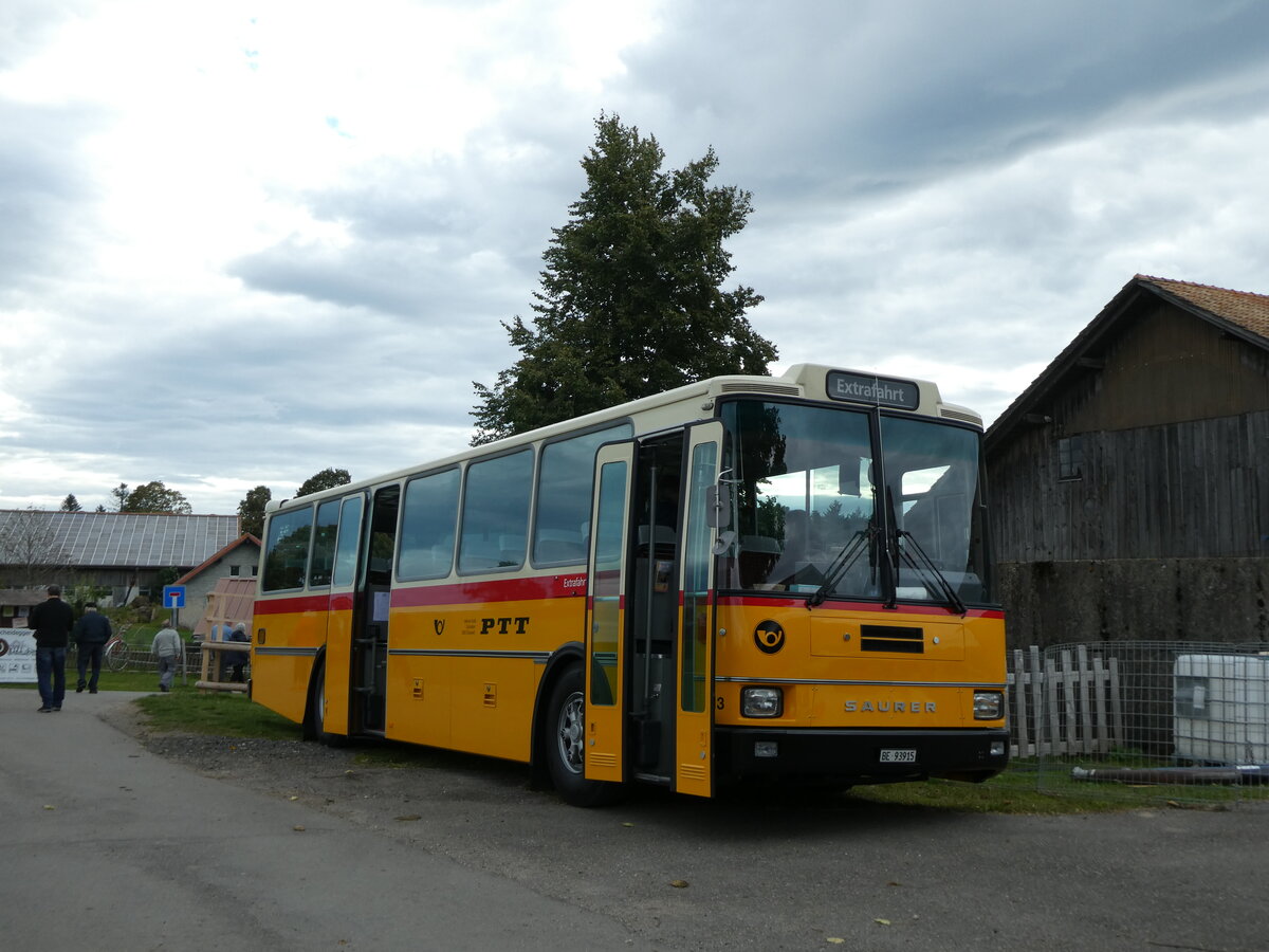 (228'633) - Kolb, Grasswil - Nr. 3/BE 93'915 - Saurer/R&J (ex Schmocker, Stechelberg Nr. 3; ex Schmocker, Stechelberg Nr. 1; ex Gertsch, Stechelberg Nr. 1) am 3. Oktober 2021 in Tramelan, Scheidegger-Ranch