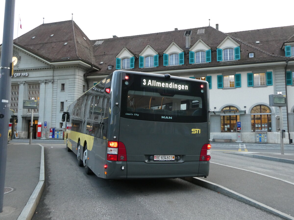 (228'734) - STI Thun - Nr. 603/BE 634'603 - MAN am 4. Oktober 2021 beim Bahnhof Thun