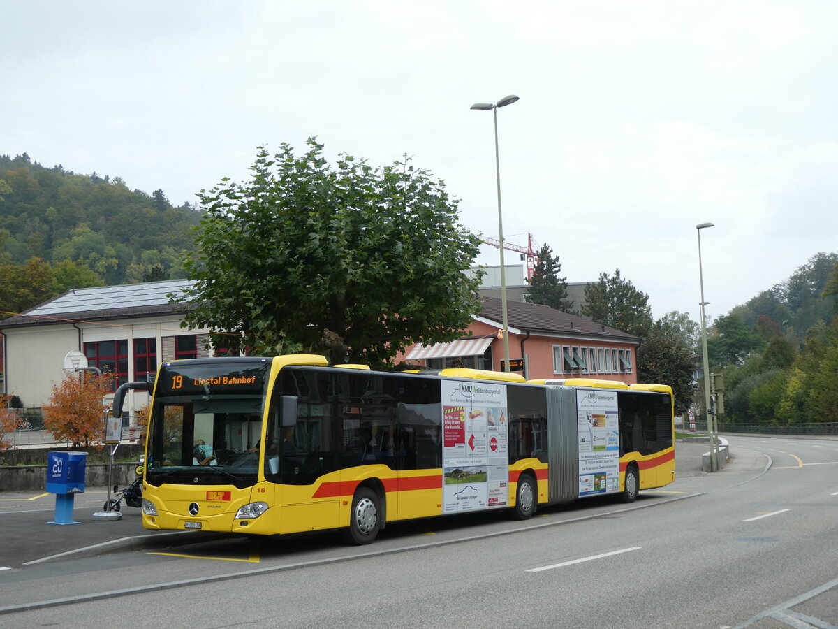 (228'973) - BLT Oberwil - Nr. 18/BL 203'458 - Mercedes am 12. Oktober 2021 in Waldenburg, Station