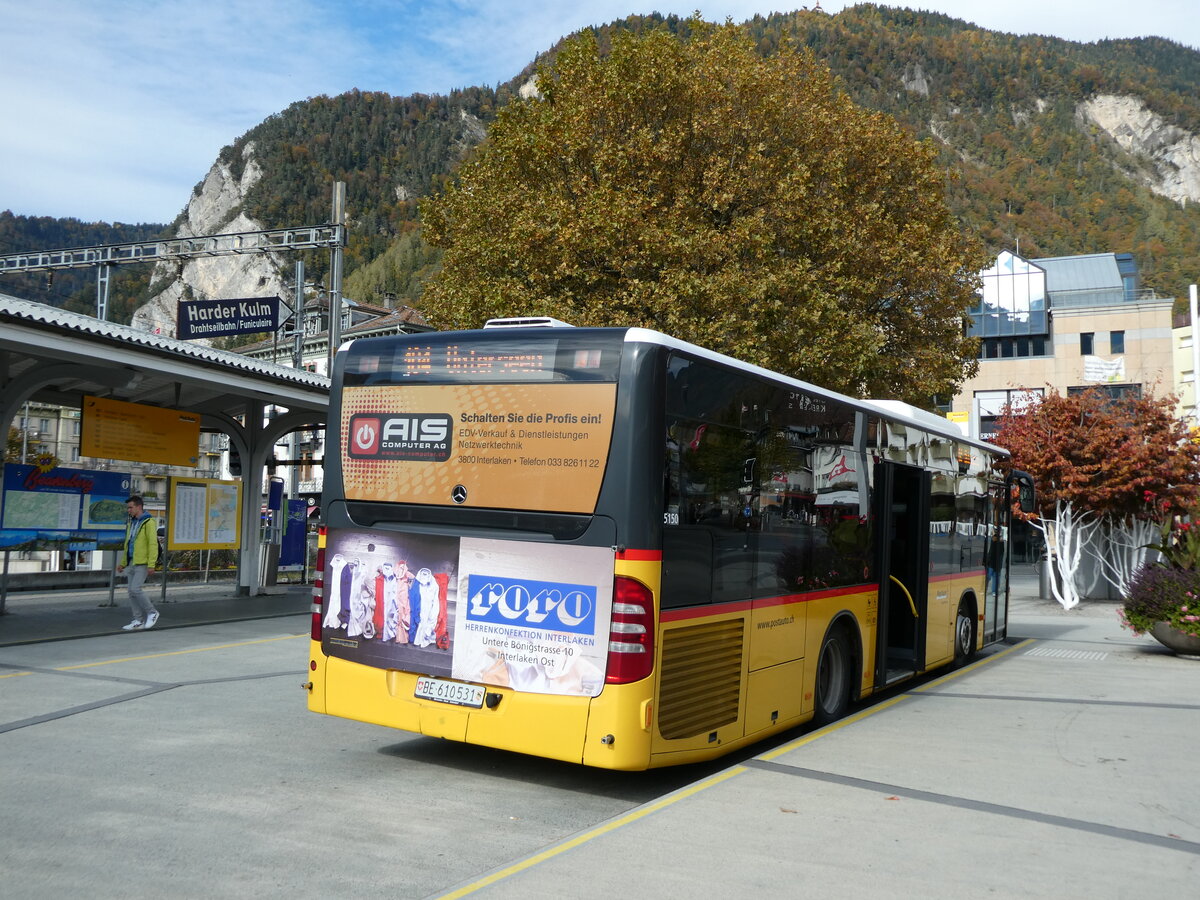 (229'464) - PostAuto Bern - BE 610'531 - Mercedes am 19. Oktober 2021 beim Bahnhof Interlaken West