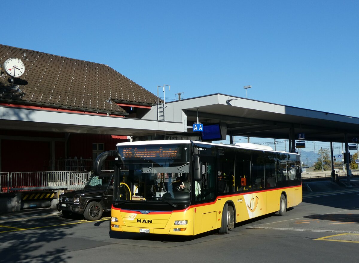 (229'796) - Lienert&Ehrler, Einsiedeln - SZ 110'235 - MAN (ex Schuler, Feusisberg) am 23. Oktober 2021 beim Bahnhof Pfffikon