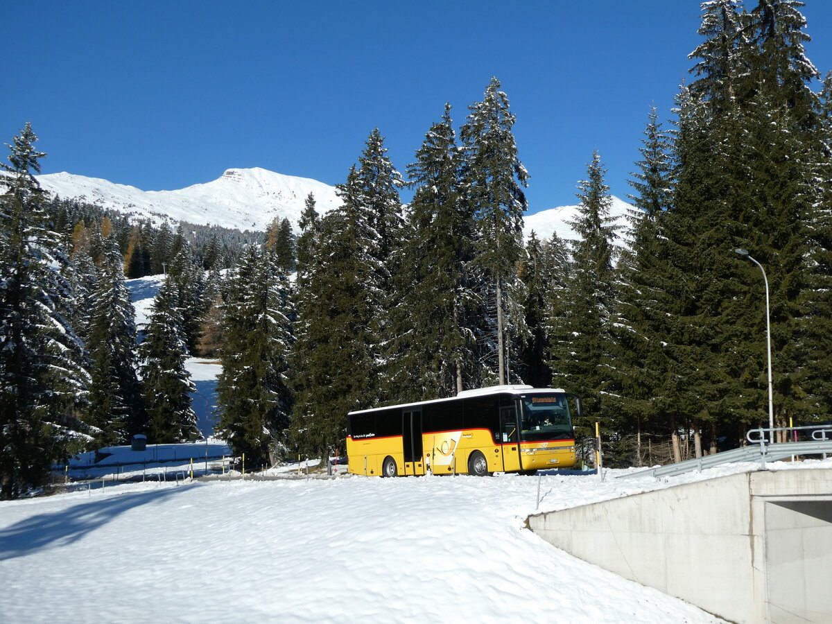 (230'001) - PostAuto Graubnden - GR 107'701 - Van Hool am 6. November 2021 in Lenzerheide, Clavadoiras