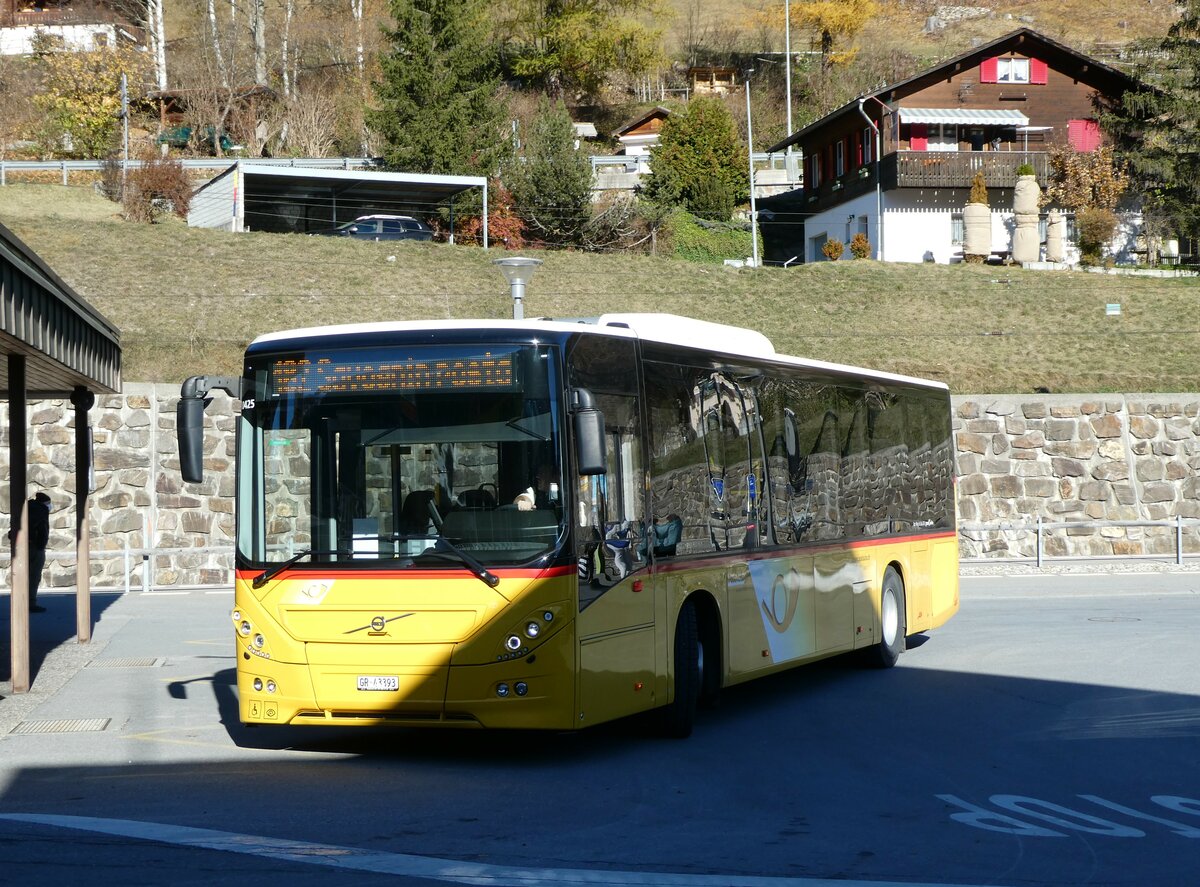 (230'036) - Reptrans, Salouf - GR 43'393 - Volvo am 6. November 2021 beim Bahnhof Tiefencastel