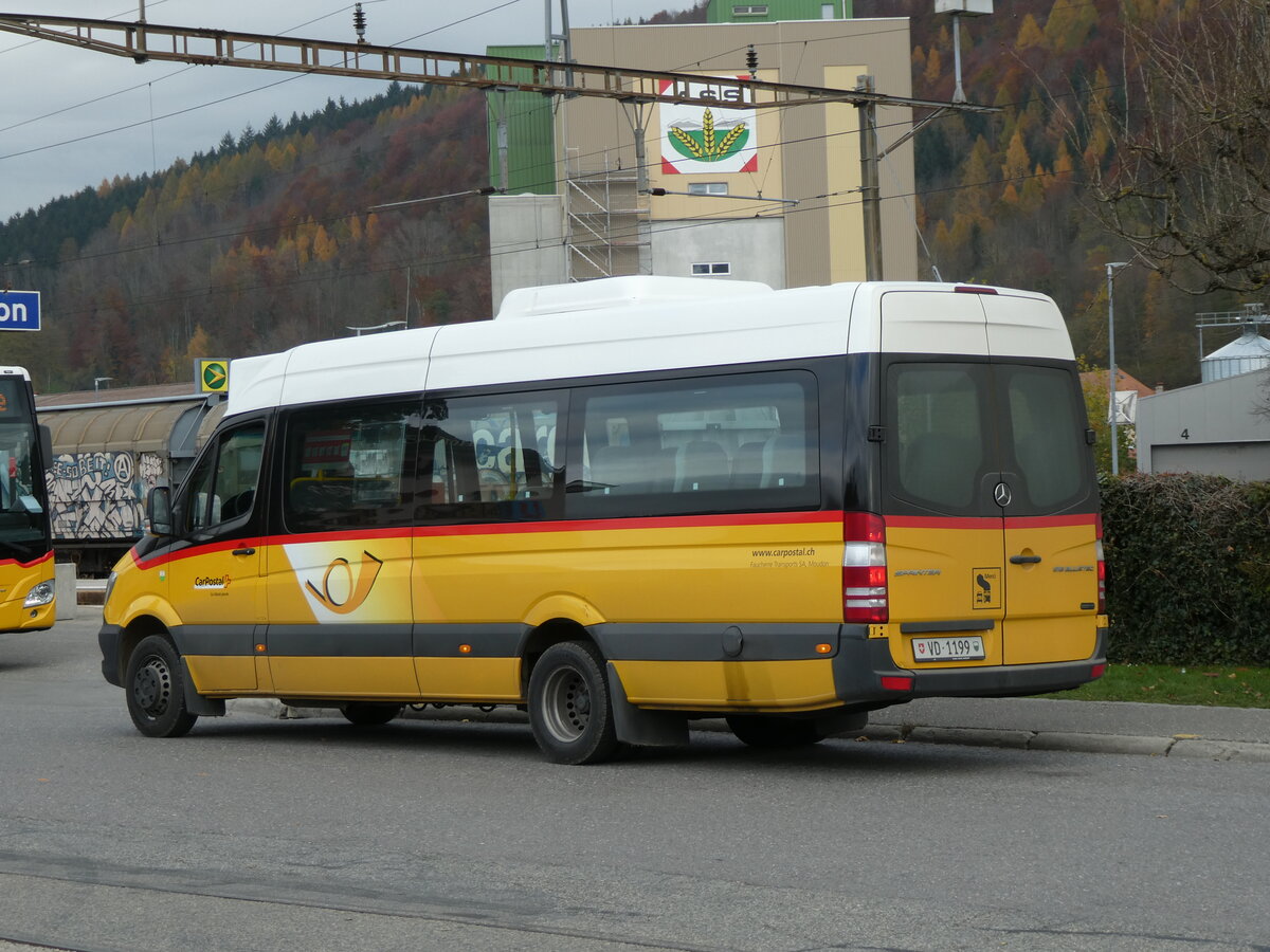 (230'703) - Faucherre, Moudon - VD 1199 - Mercedes am 13. November 2021 beim Bahnhof Moudon