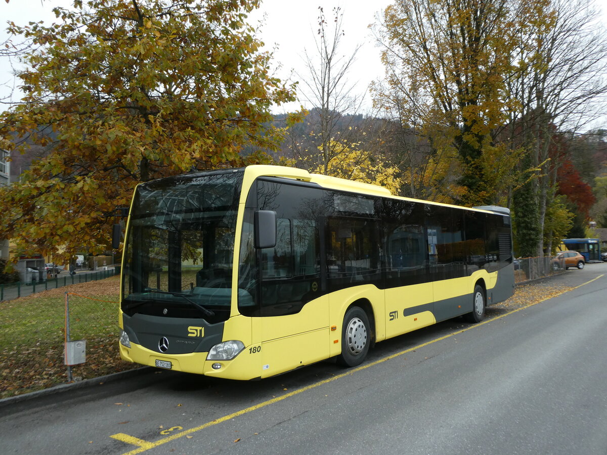 (230'772) - STI Thun - Nr. 180/BE 752'180 - Mercedes am 15. November 2021 bei der Schifflndte Thun