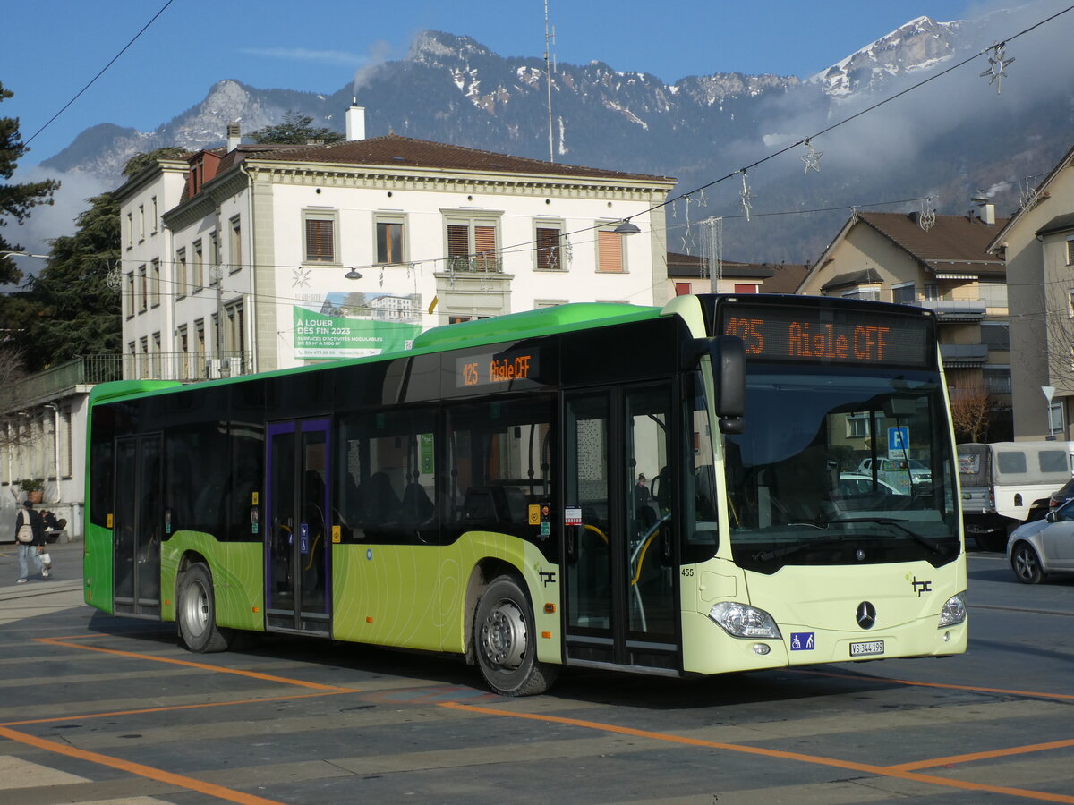 (231'455) - TPC Aigle - Nr. 455/VS 344'199 - Mercedes (ex Ledermair, A-Schwaz) am 18. Dezember 2021 beim Bahnhof Aigle