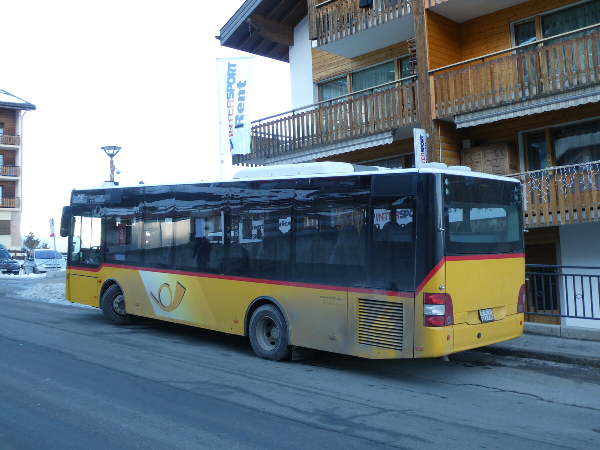 (231'627) - MOB Montreux - Nr. 12/VD 527'776 - MAN/Gppel am 1. Januar 2022 in Haute-Nendaz, Tlcabine (Einsatz Lathion)