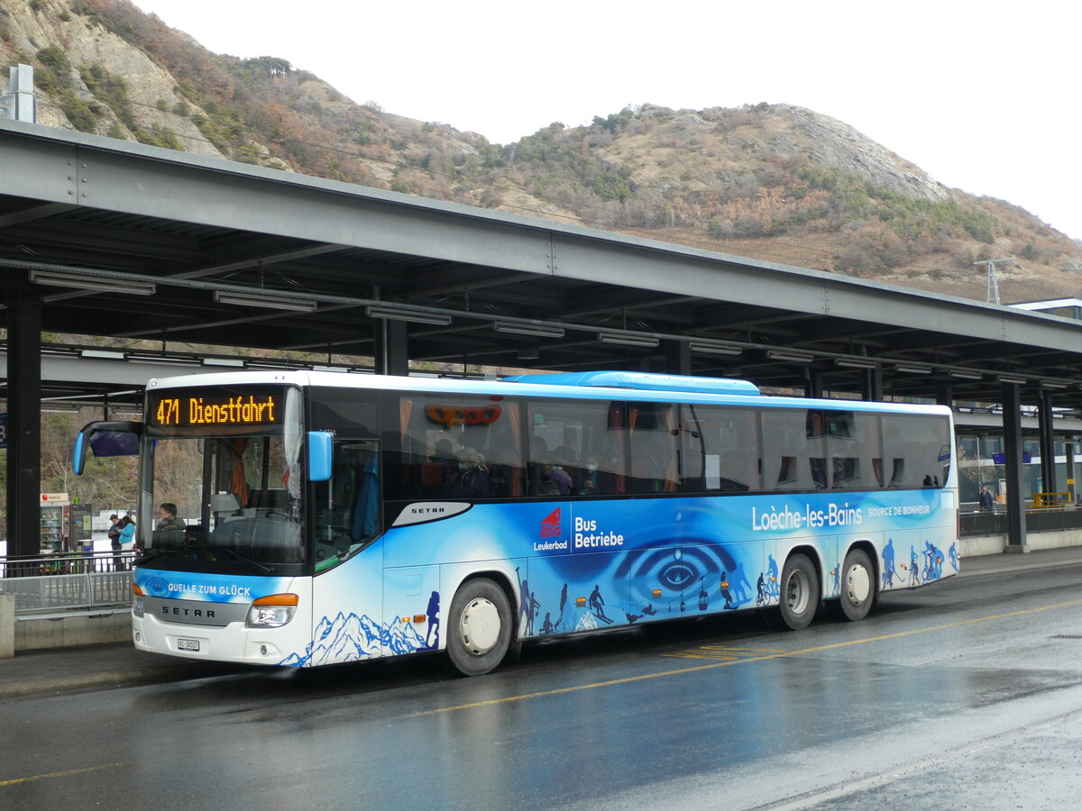 (231'759) - LBB Susten - Nr. 7/VS 38'007 - Setra am 2. Januar 2022 beim Bahnhof Susten