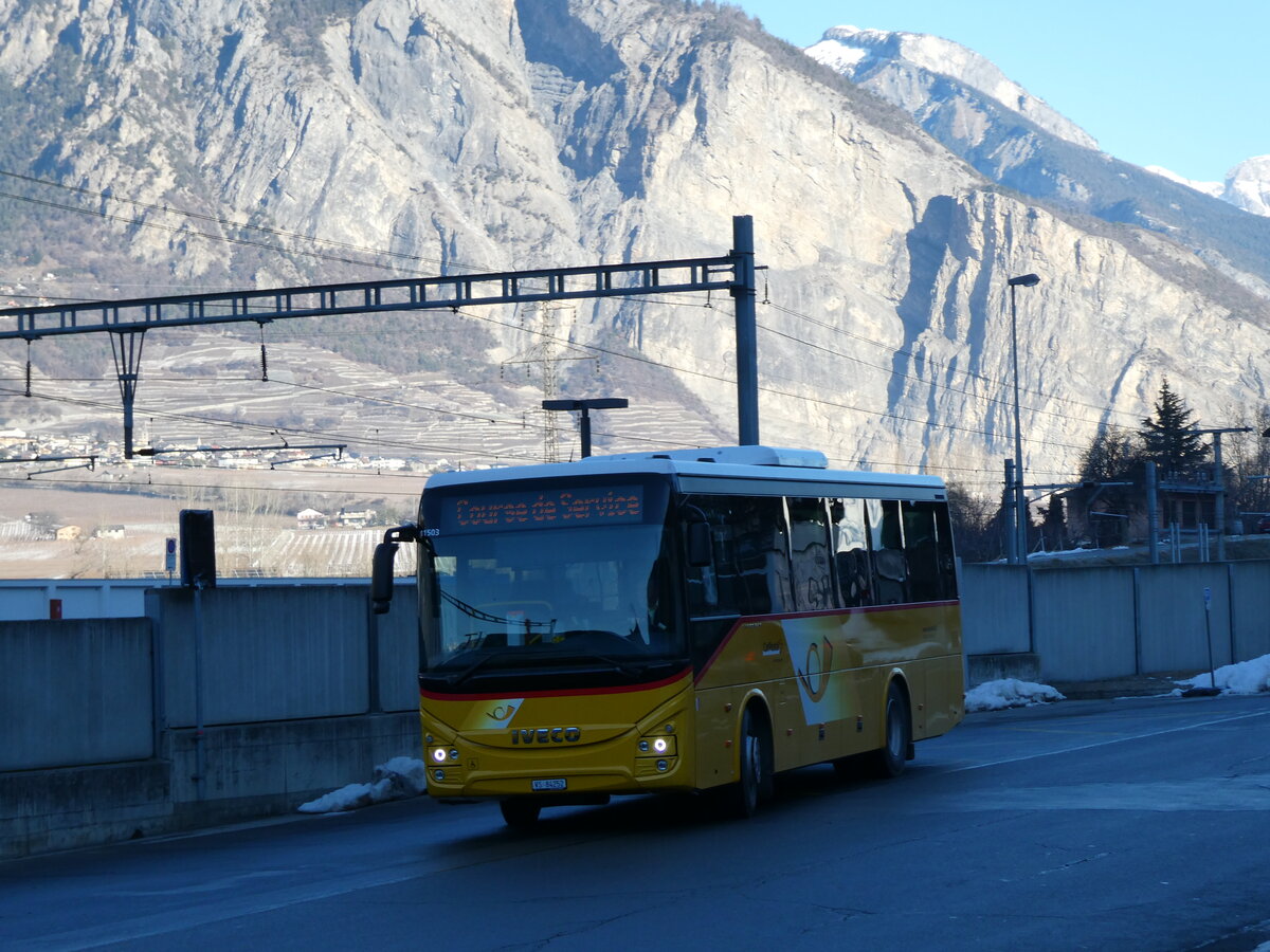 (232'073) - Buchard, Leytron - VS 84'252 - Iveco am 18. Januar 2022 beim Bahnhof Riddes