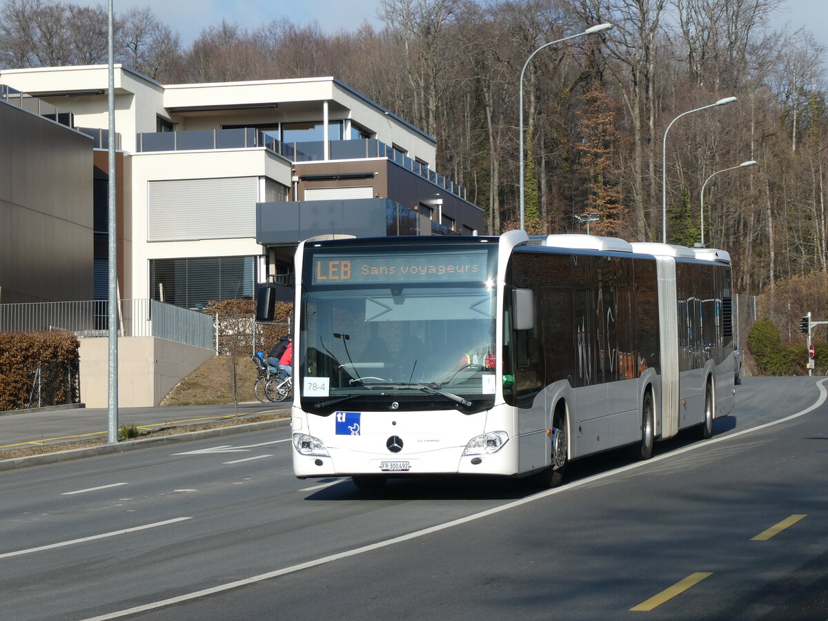 (232'376) - Intertours, Domdidier - FR 300'492 - Mercedes am 23. Januar 2022 in Prilly, Route du Mont (Einsatz TL)