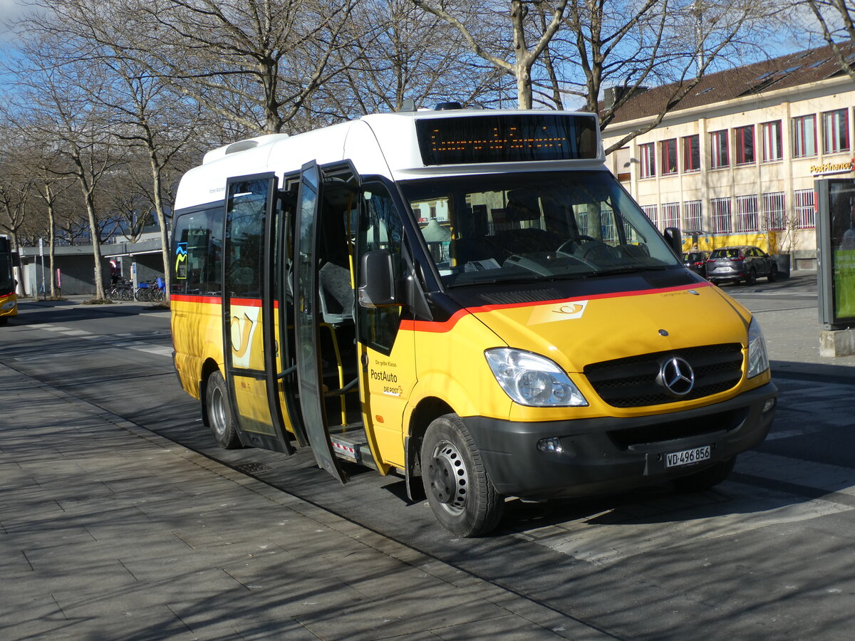 (232'542) - CarPostal Ouest - VD 496'856 - Mercedes (ex PostAuto Nordschweiz; ex Vgelin, Langenbruck) am 30. Januar 2022 beim Bahnhof Yverdon