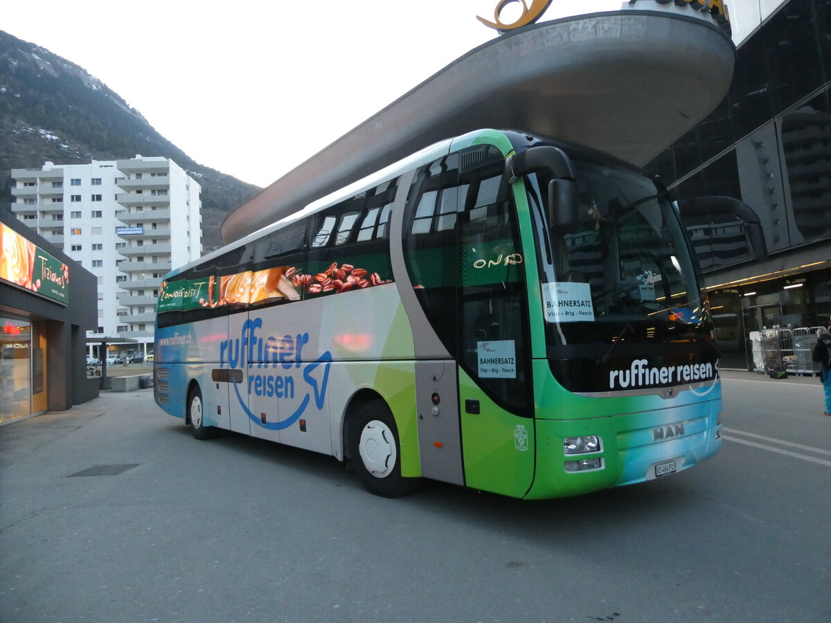 (232'807) - Ruffiner, Turtmann - VS 464'913 - MAN am 12. Februar 2022 beim Bahnhof Visp