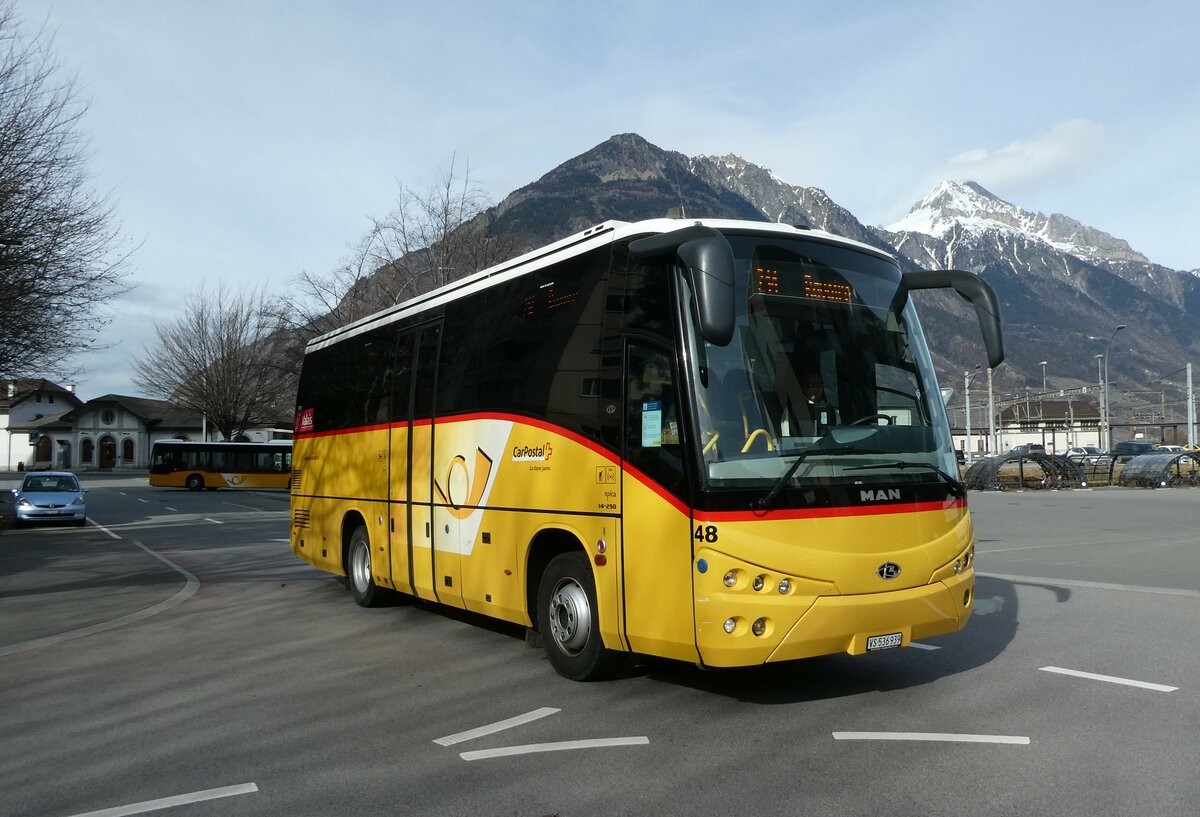 (233'036) - PostAuto Wallis - Nr. 48/VS 536'939 - MAN/Beulas (ex TMR Martigny Nr. 125) am 20. Februar 2022 beim Bahnhof Martigny