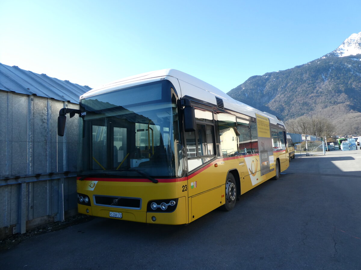 (233'161) - MOB Montreux - Nr. 23/VS 206'172 - Volvo (ex TPC Aigle Nr. CP22) am 26. Februar 2022 in Collombey, Garage TPC