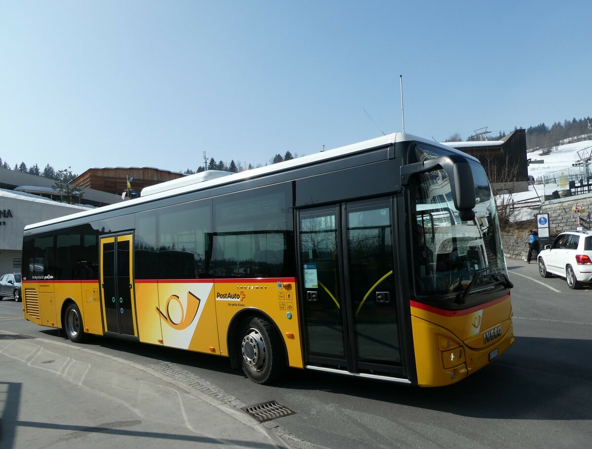 (233'759) - PostAuto Graubnden - GR 179'713 - Iveco am 11. Mrz 2022 in Flims, Bergbahnen