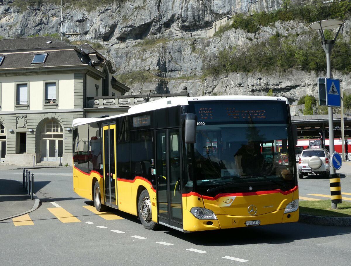 (234'570) - TPC Aigle - Nr. CP28/VS 93'610 - Mercedes am 15. April 2022 beim Bahnhof St-Maurice