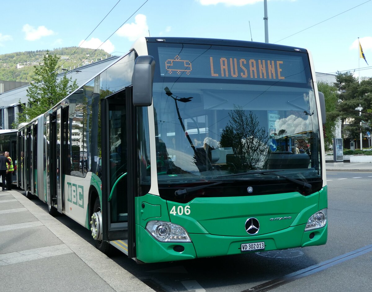 (234'962) - MBC Morges - Nr. 406/VD 302'013 - Mercedes am 30. April 2022 beim Bahnhof Vevey